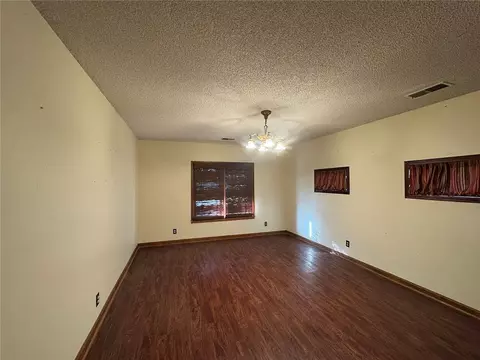 Living - 92 Hwy 206 # A, Harrison, AR 72601 photo 2 of 5