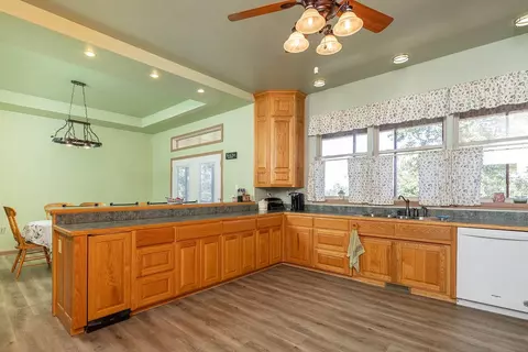Kitchen - 21480 Cavern Dr, Rogers, AR 72756 photo 1 of 4
