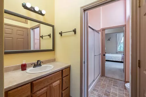 Bath - 21480 Cavern Dr, Rogers, AR 72756 photo 6 of 7