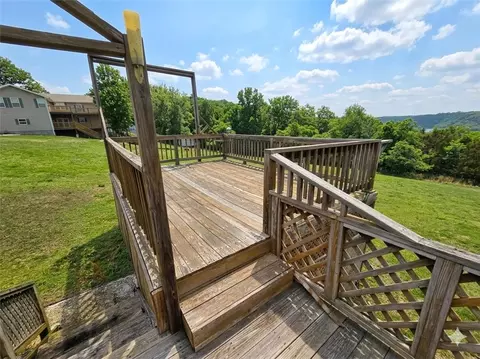 Exterior - 1367 Mtn Grove Rd, Branson, MO 65616 photo 3 of 6