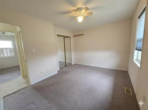 Bedroom - 1367 Mtn Grove Rd, Branson, MO 65616 photo 3 of 3