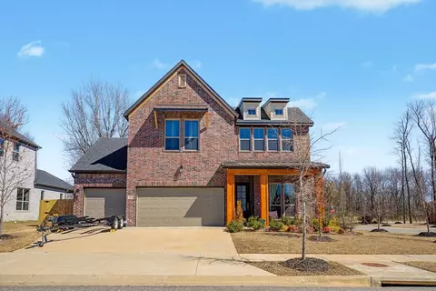 2852 N Poppy Ln, Fayetteville, AR 72704
