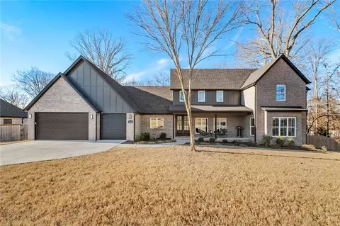 12442 Wildwood Dr, Rogers, AR 72756