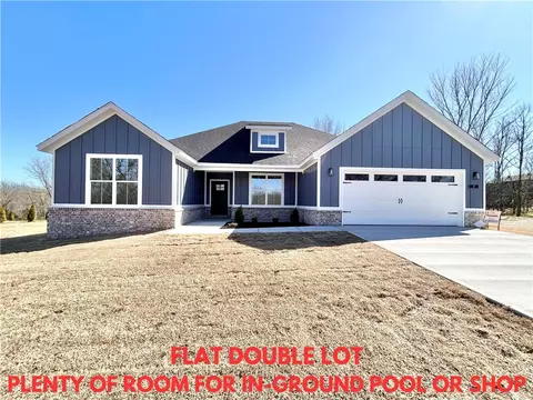27 Queensferry Ln, Bella Vista, AR 72715