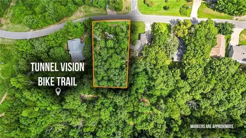 Churchill Drive, Bella Vista, AR 72715