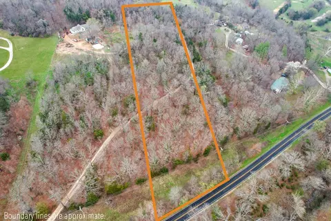 E Black Oak Road, Fayetteville, AR 72701
