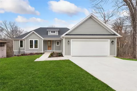 6 Abbey Ln, Bella Vista, AR 72715