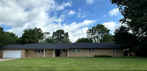 1510 Circle Dr, Springdale, AR 72764