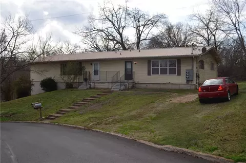 1210 Vista Dr, Harrison, AR 72601