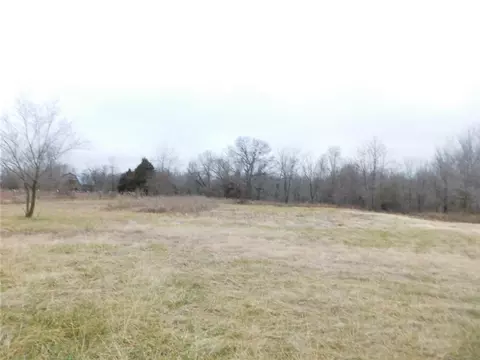 14593 Itll Do Rd, Pea Ridge, AR 72751