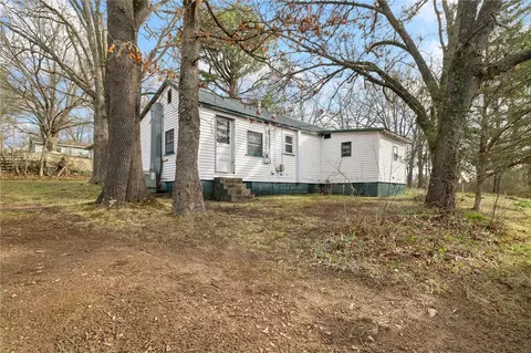 Exterior - 712 S Ash St, Harrison, AR 72601 photo 1 of 3