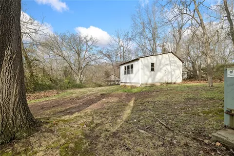 Exterior - 712 S Ash St, Harrison, AR 72601 photo 3 of 3