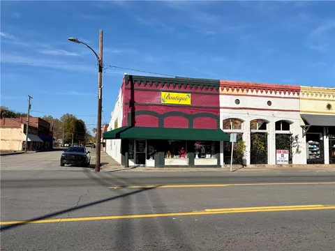 201 E Main St, Atkins, AR 72823