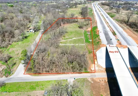 22401 Downum Rd, Elm Springs, AR 72762