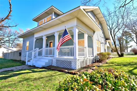510 2nd Ave, Gravette, AR 72736