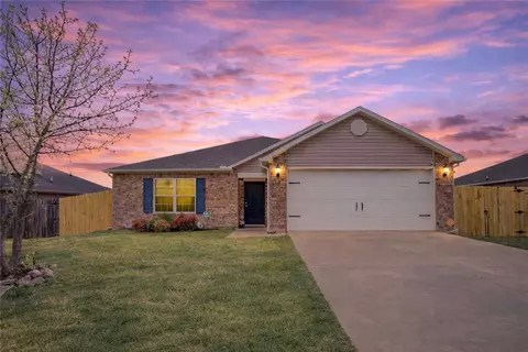 6202 SW Warrington Rd, Bentonville, AR 72713
