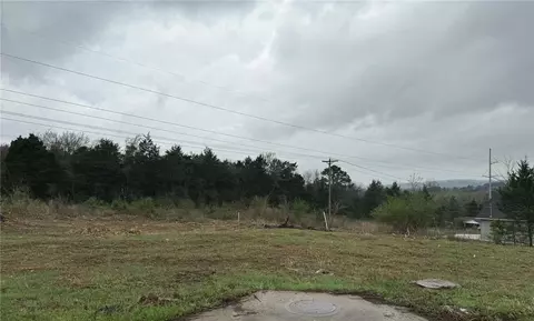 1115 Elm St, Russellville, AR 72802
