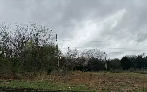 1119 Elm St, Russellville, AR 72802