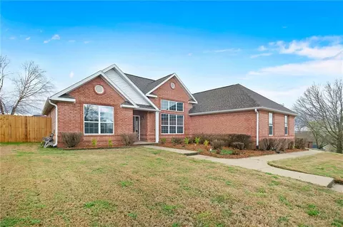4143 Tara St, Springdale, AR 72762