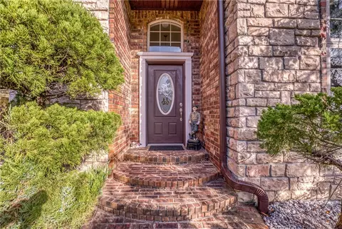 1903 Daly Dr, Harrison, AR 72601 photo 4