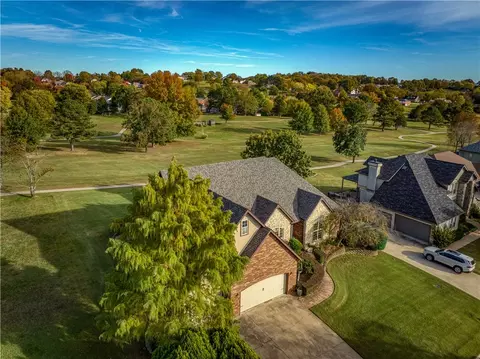 1903 Daly Dr, Harrison, AR 72601