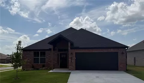 2300 N Zane St, Siloam Springs, AR 72761