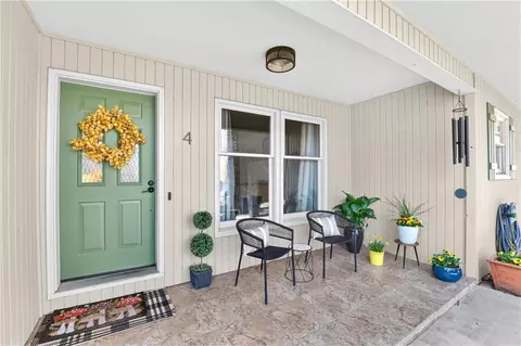 4 Joanie Ln, Bella Vista, AR 72715