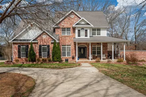 1629 Clover Hill Rd, Harrison, AR 72601