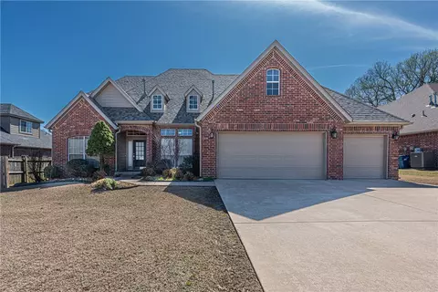 4705 SW Merlin St, Bentonville, AR 72713