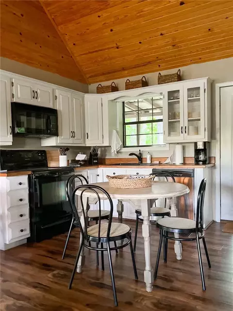 Kitchen - 0 Nc 2271, Jasper, AR 72641 photo 1 of 2