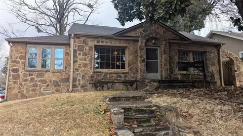 500 E Maple St, Fayetteville, AR 72701