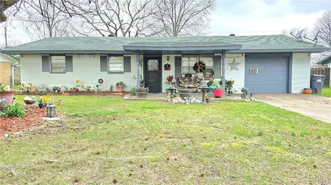 718 Morrison Pl, Springdale, AR 72762
