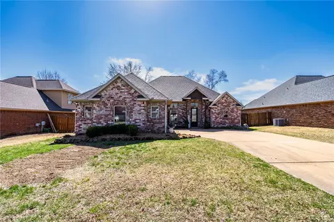 1904 Morter Pl, Rogers, AR 72758