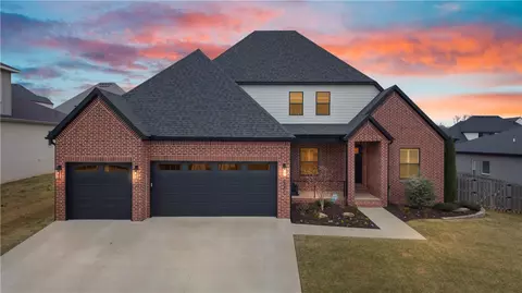 Exterior - 8005 W Bancroft, Rogers, AR 72758 photo 2 of 6