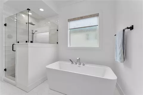 Bath - 8005 W Bancroft, Rogers, AR 72758 photo 1 of 4