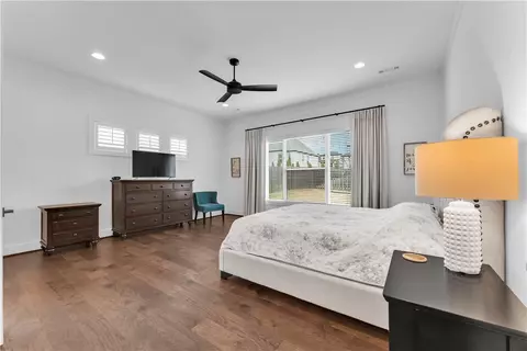 Bedroom - 8005 W Bancroft, Rogers, AR 72758 photo 1 of 6