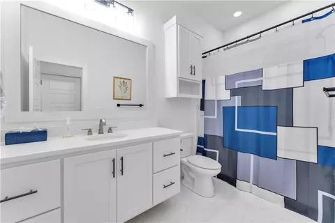 Bath - 8005 W Bancroft, Rogers, AR 72758 photo 4 of 4