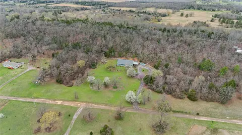 View/Area - 2000 Lakeshore Ln, Mansfield, AR 72944 photo 2 of 6