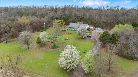 View/Area - 2000 Lakeshore Ln, Mansfield, AR 72944 photo 1 of 6