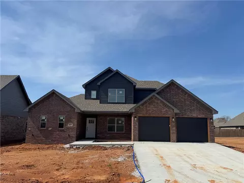 4800 SW Scarlet Oak St, Bentonville, AR 72713