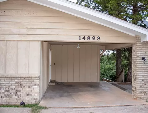 14898 Dutchmans Dr, Rogers, AR 72756