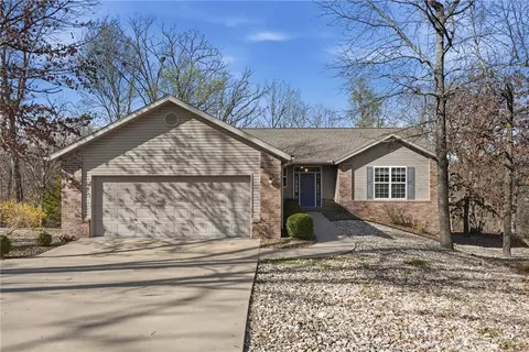 3 Cambria Pl, Bella Vista, AR 72715