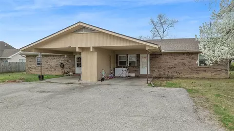 780-786 SE 1st St, Gentry, AR 72734 photo 4
