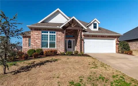 2787 N Chapel Dr, Fayetteville, AR 72704
