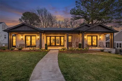 934 N Park Ave, Fayetteville, AR 72701