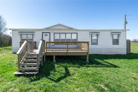 21649 W Big Springs Rd, Gravette, AR 72736