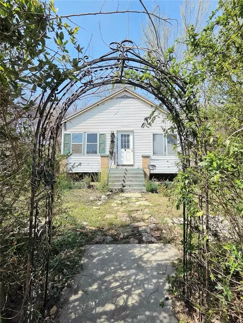 402 S Cherry St, Harrison, AR 72601