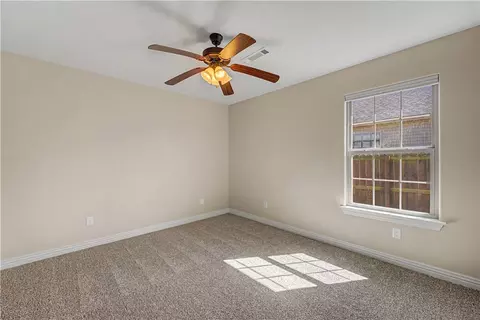 Bedroom - 703 Olivia Ln, Centerton, AR 72719 photo 5 of 10