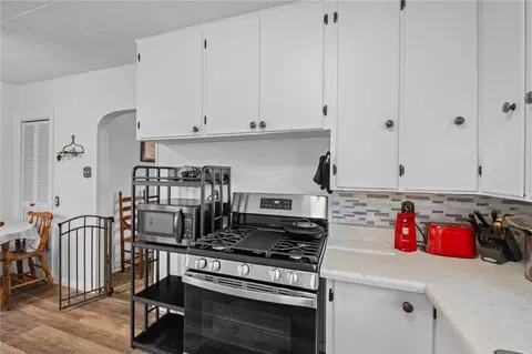 Kitchen - 428 39th St, Fort Smith, AR 72903 photo 2 of 3