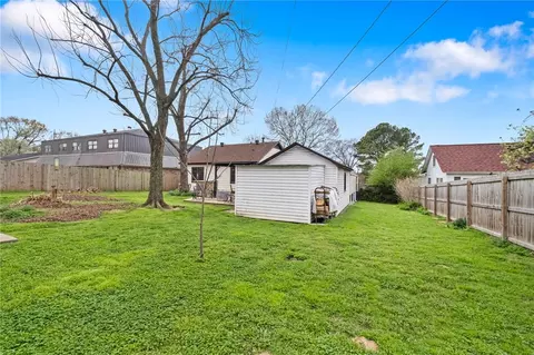 Exterior - 428 39th St, Fort Smith, AR 72903 photo 8 of 9